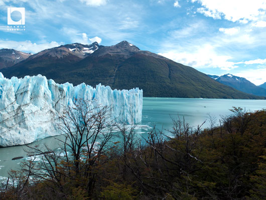 氷河の崖部分