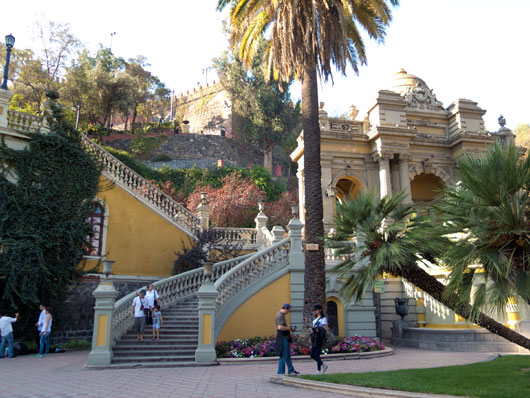 サンタ・ルシアの丘の入り口