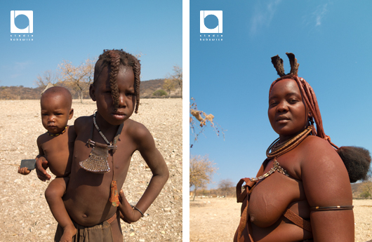 子どものうちはまだ赤土を付けない。女の子は13歳頃からヒンバ族の格好をするそうだ